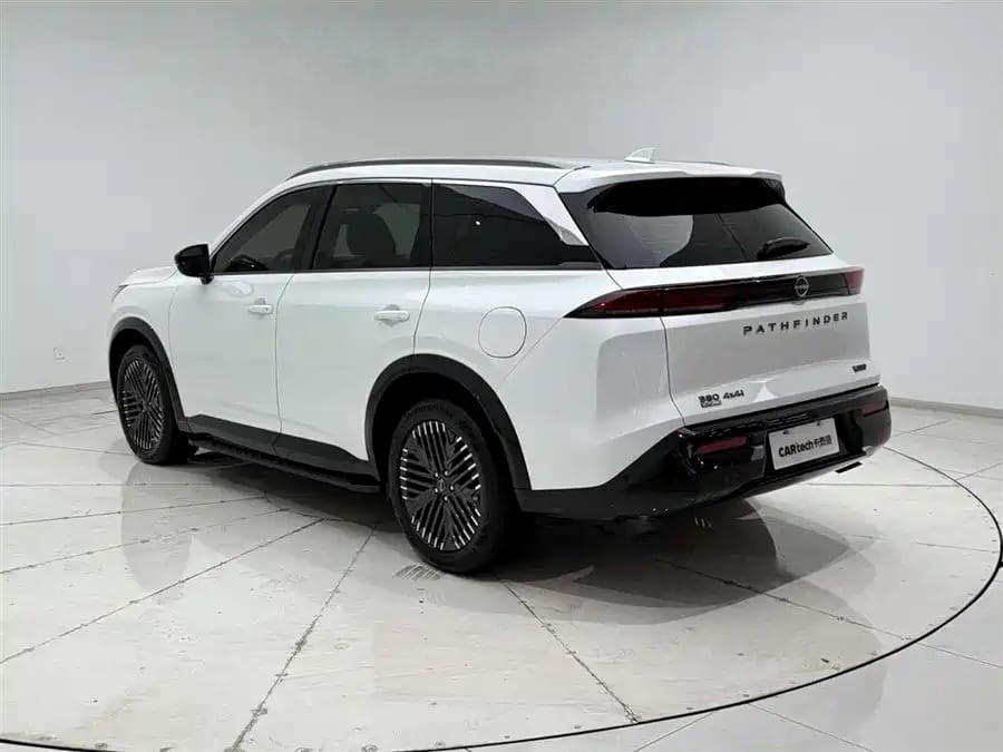 Nissan Pathfinder, 2025