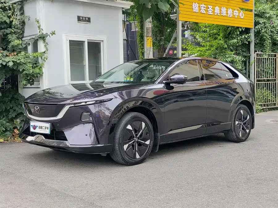 Mazda EZ-60, 2025