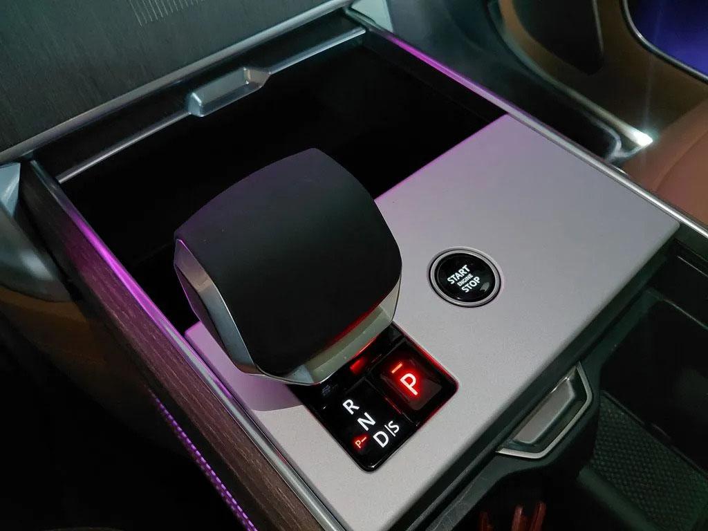 Land Rover Range Rover, 2024
