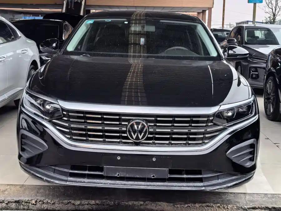 Volkswagen Passat, 2022