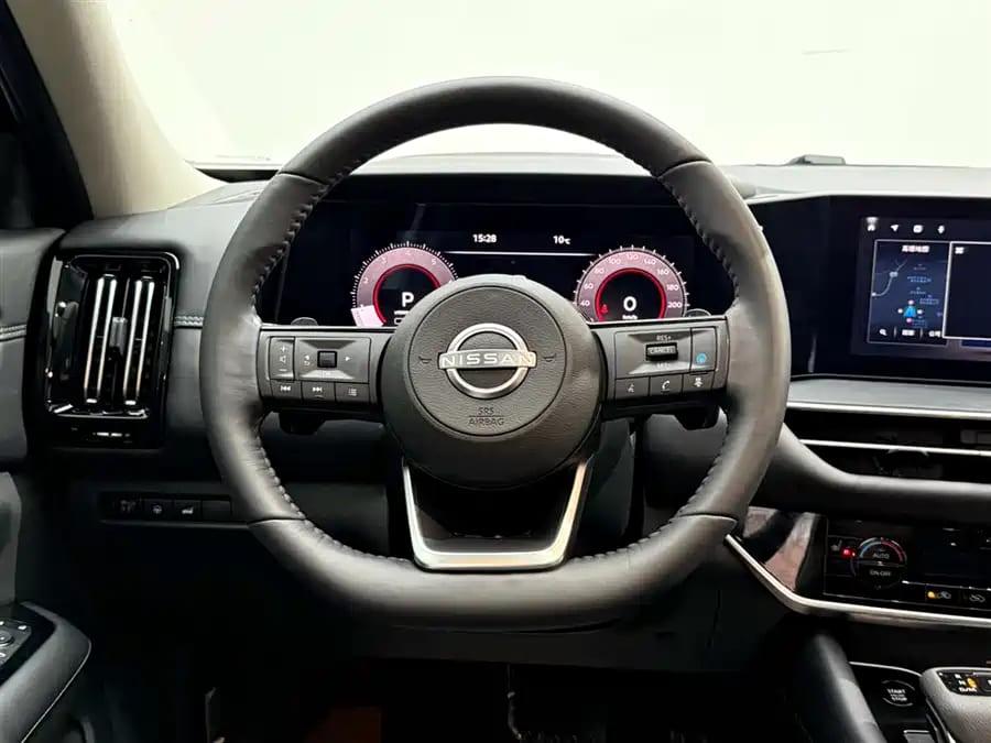 Nissan Pathfinder, 2025