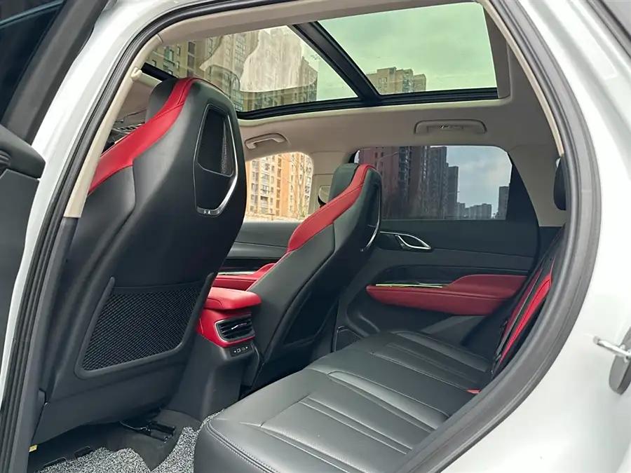 Hongqi HS3, 2023