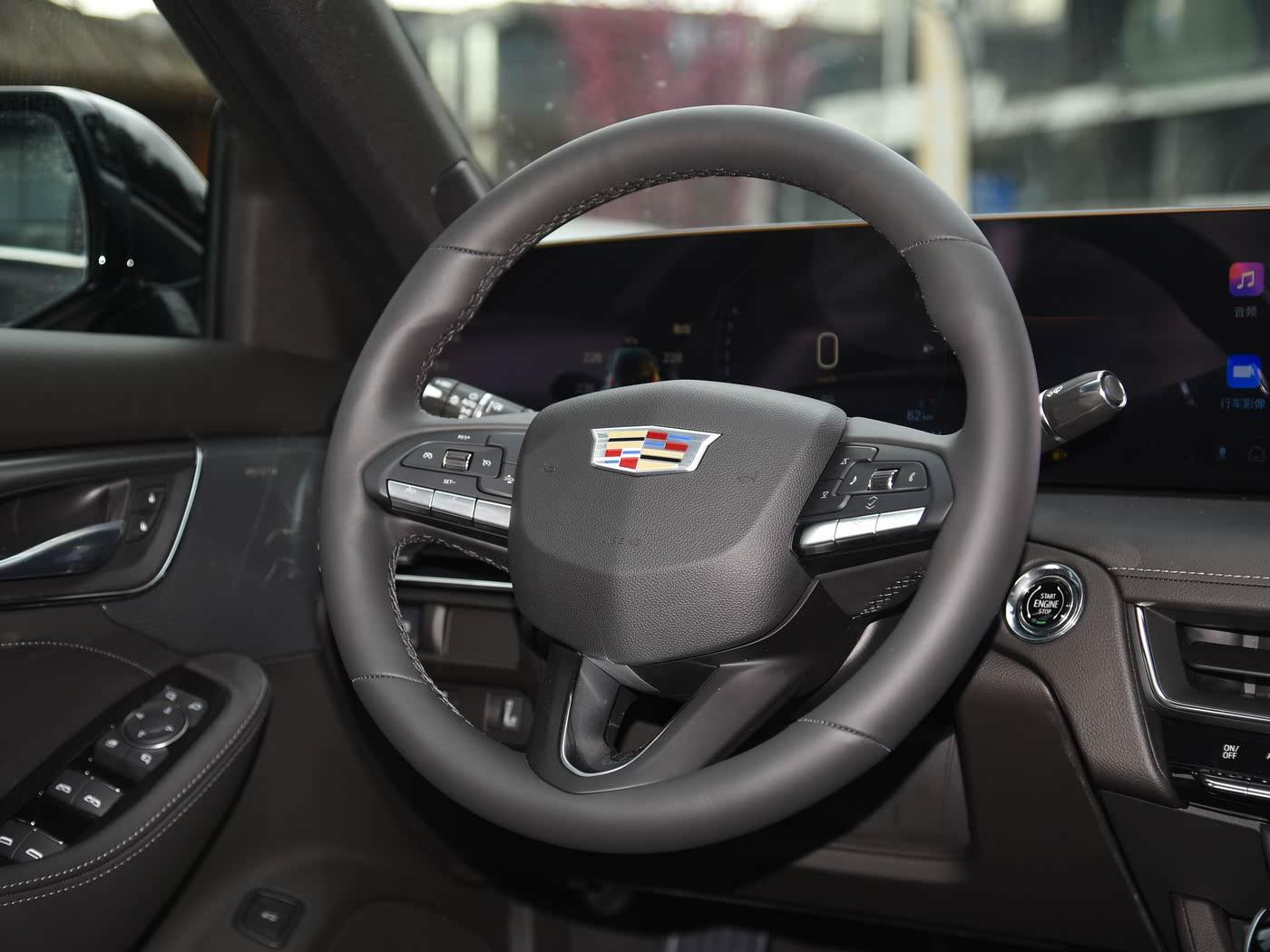 Cadillac CT5, 2025