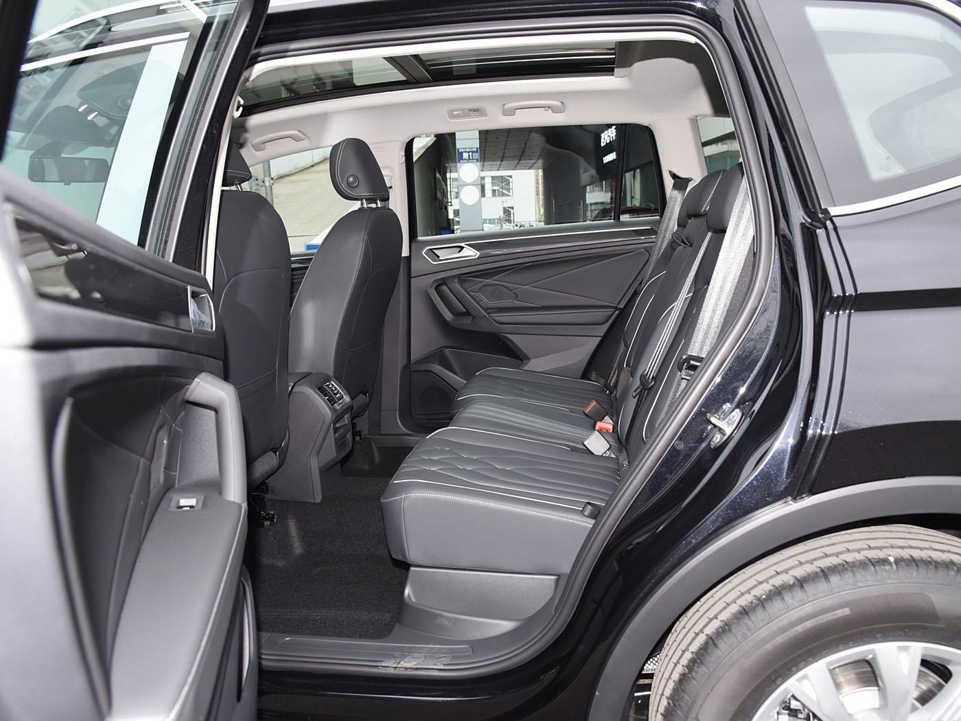 Volkswagen Tiguan L, 2024
