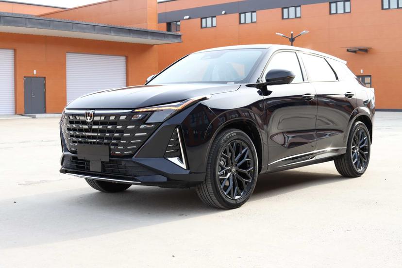 Купить Changan UNI-Z 2026 года с пробегом бу