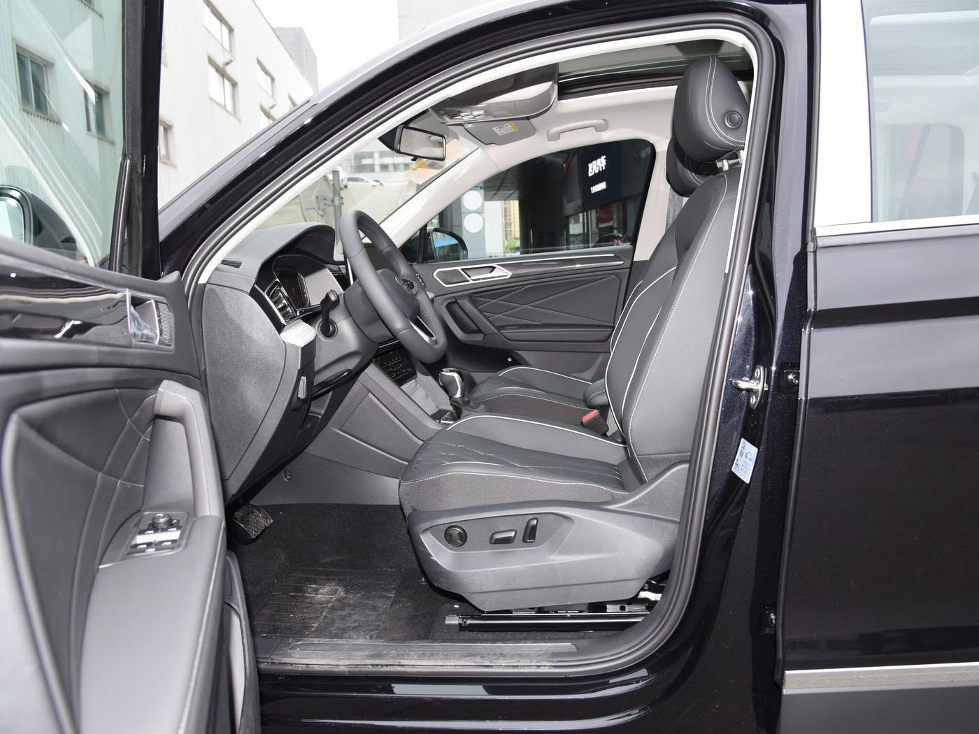 Volkswagen Tiguan L, 2024