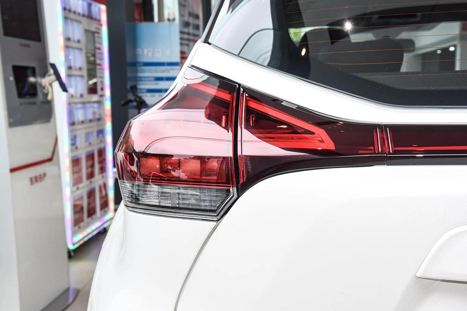 Nissan Kicks, 2025