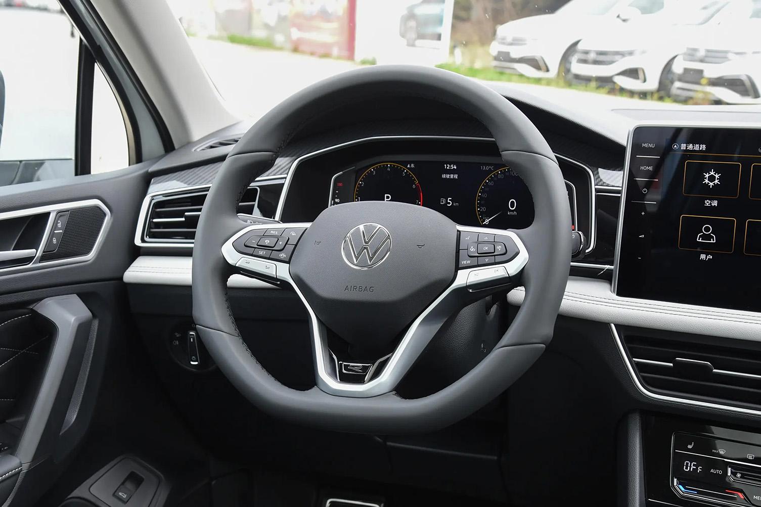 Volkswagen Tiguan L, 2025