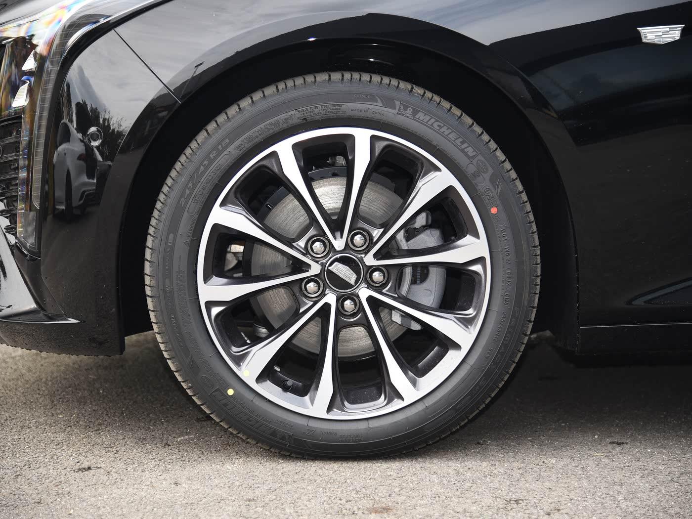Cadillac CT5, 2025