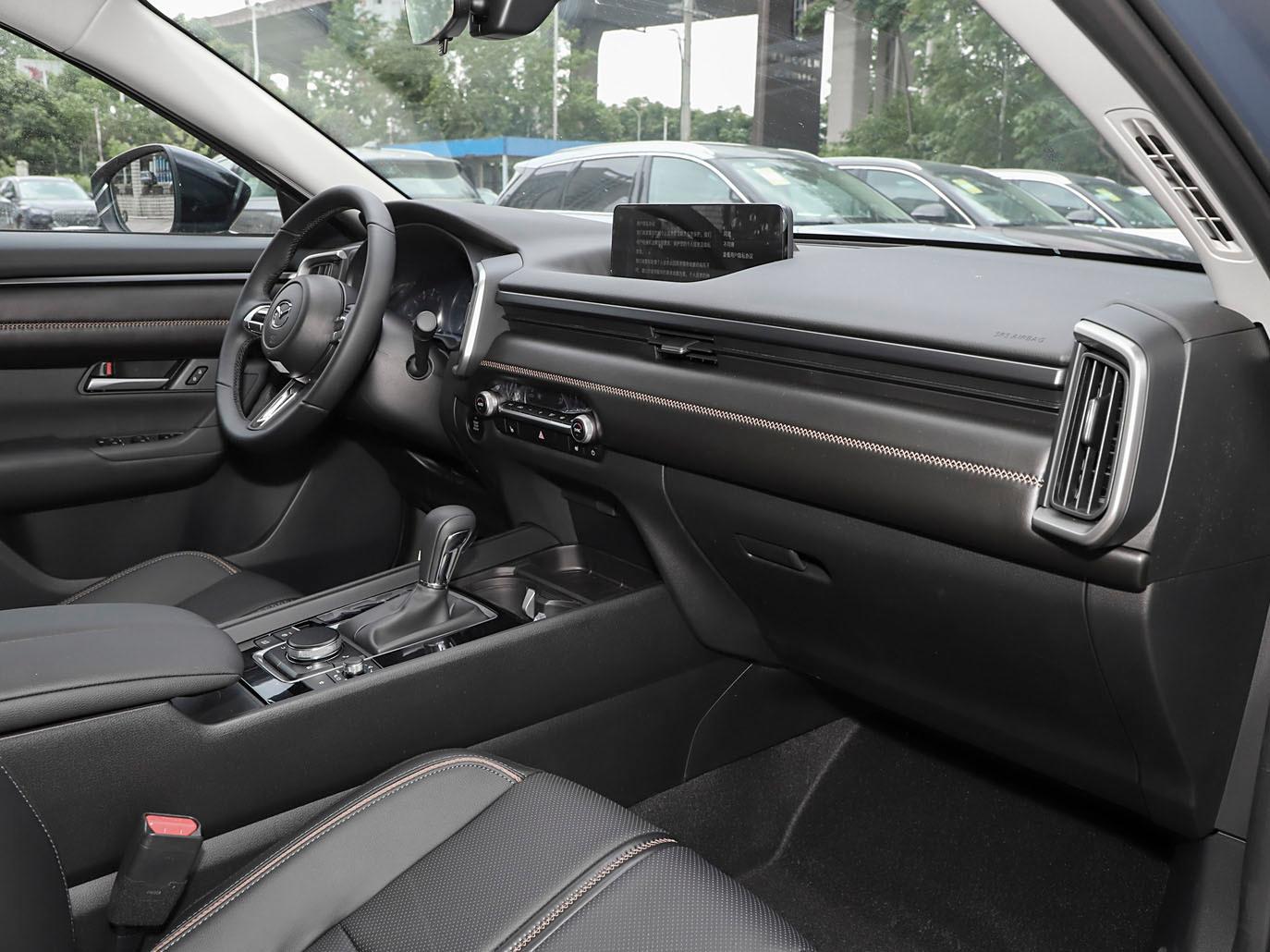 Mazda CX-50, 2025