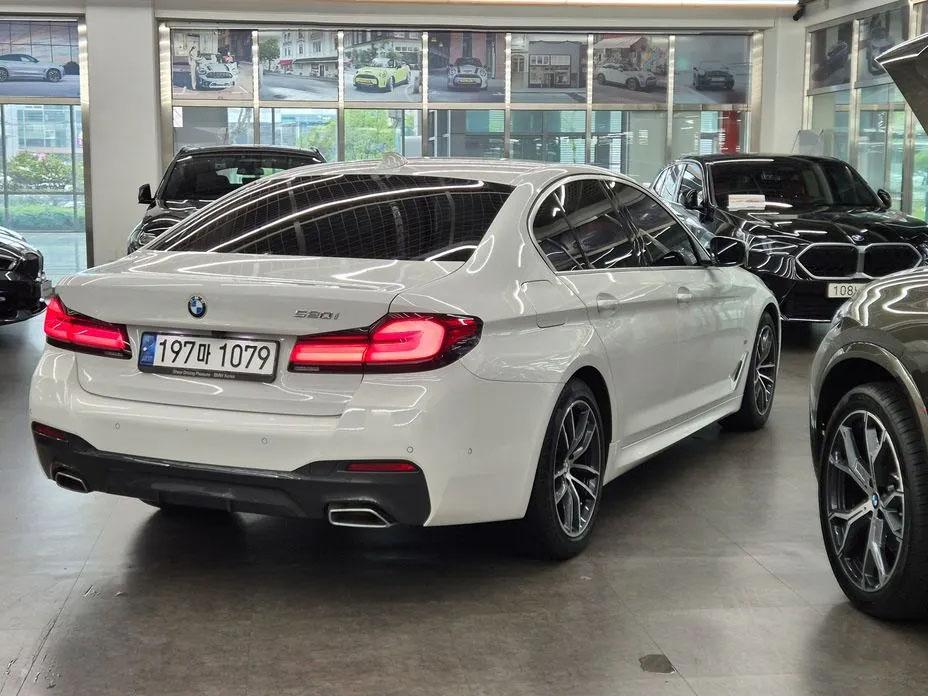 BMW 520i, 2022