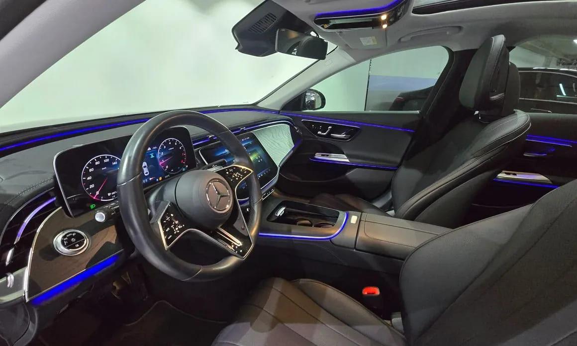 Mercedes-Benz E200, 2024