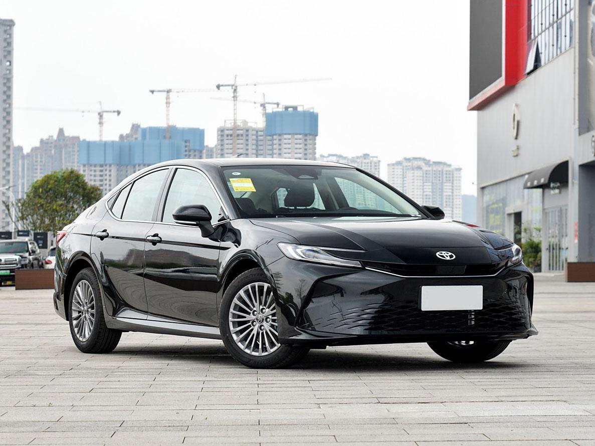Toyota Camry, 2025