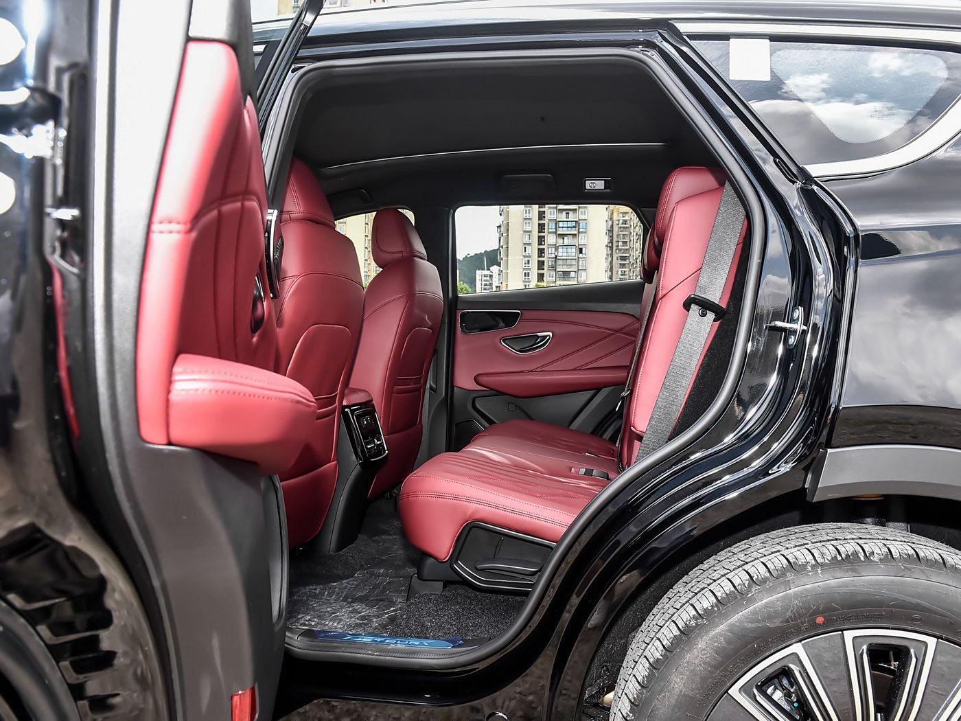 Jetour X70 PLUS, 2024