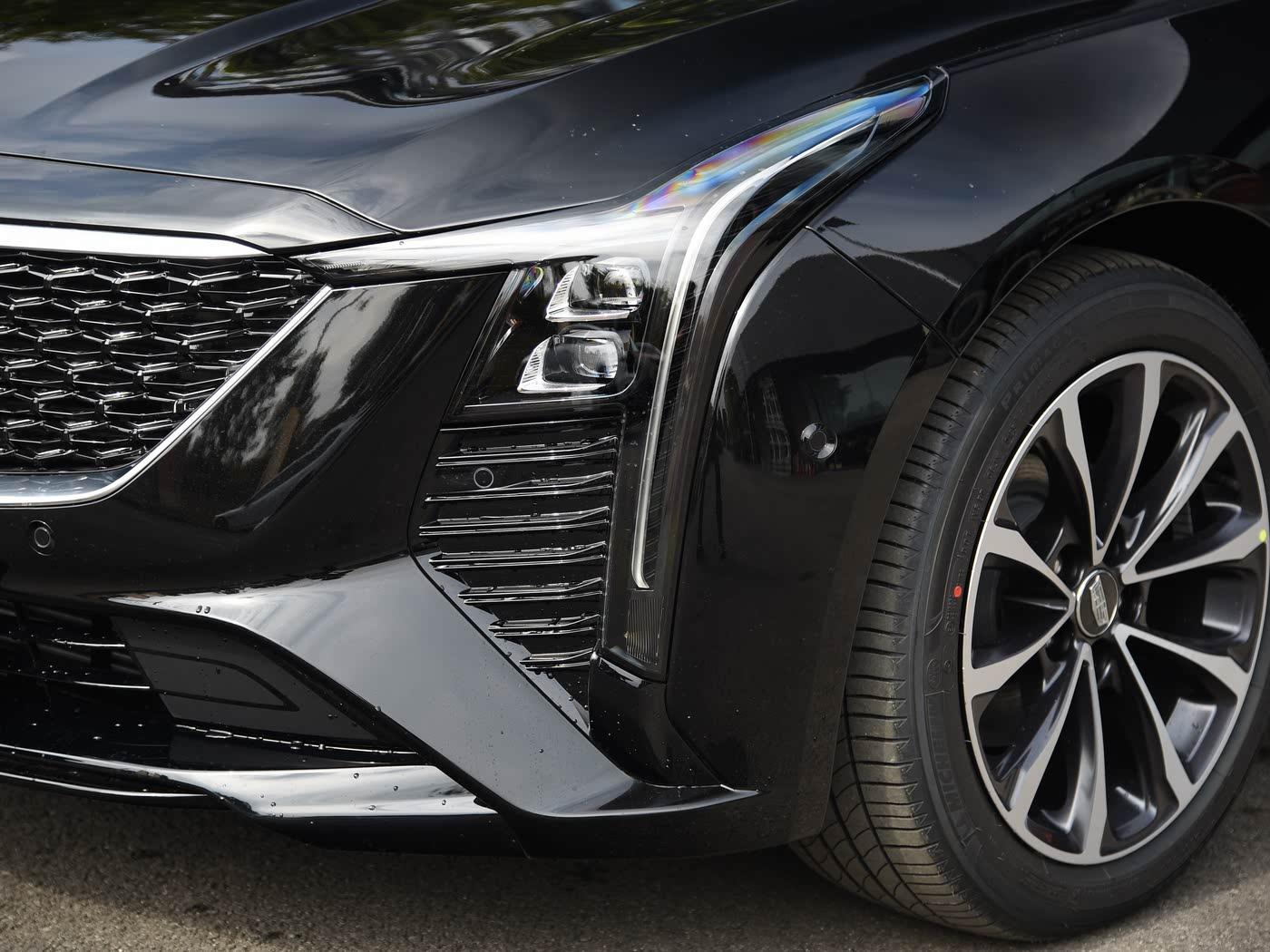 Cadillac CT5, 2025