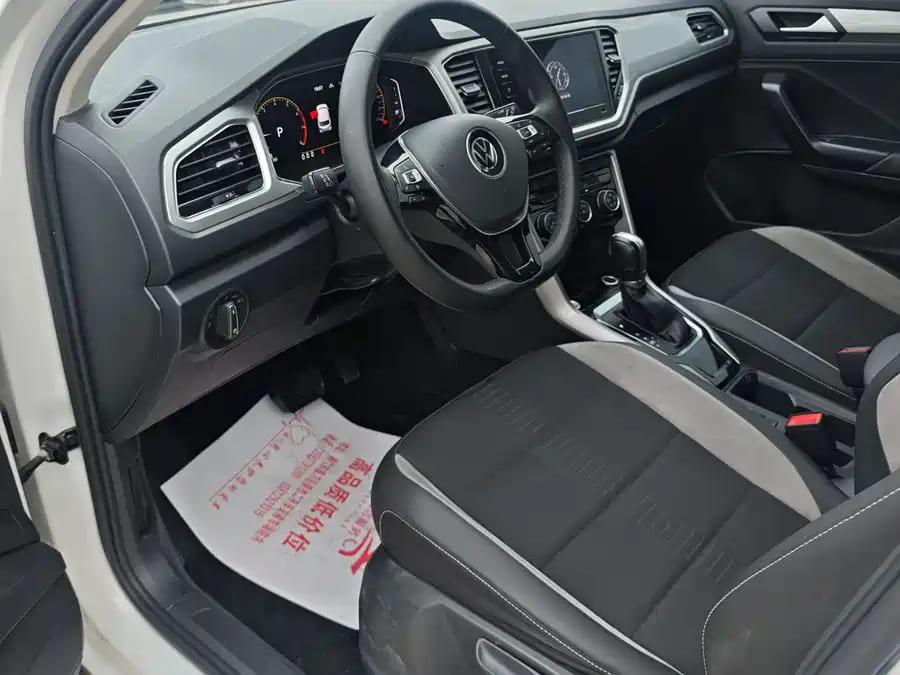 Volkswagen T-Roc, 2022