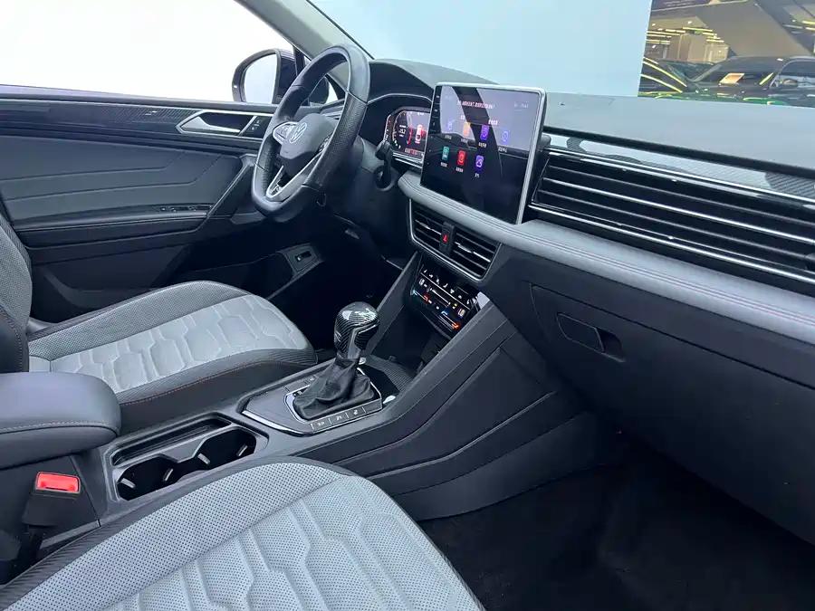 Volkswagen Tiguan X, 2021