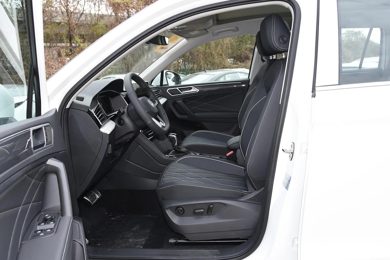 Volkswagen Tiguan L, 2025