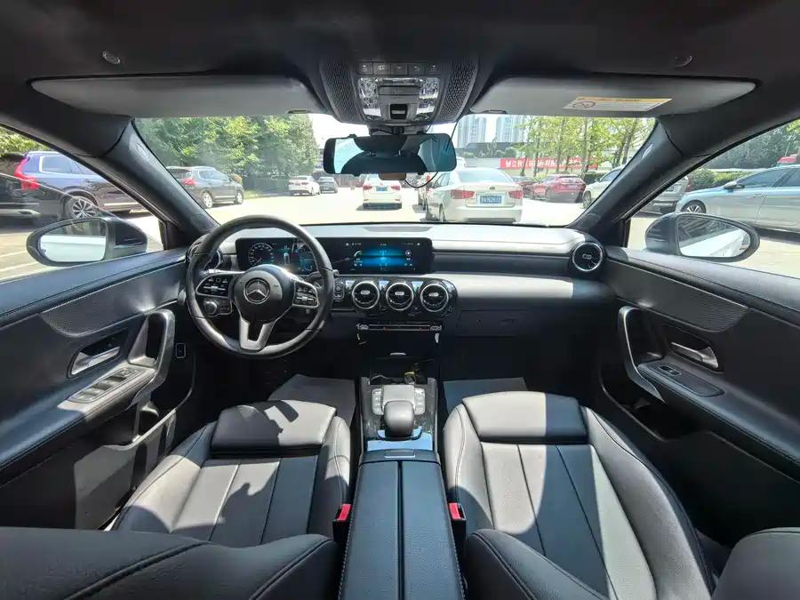 Mercedes-Benz A180L, 2021