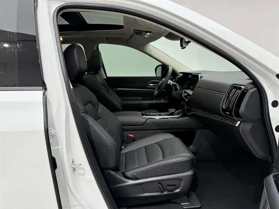 Nissan Pathfinder, 2025