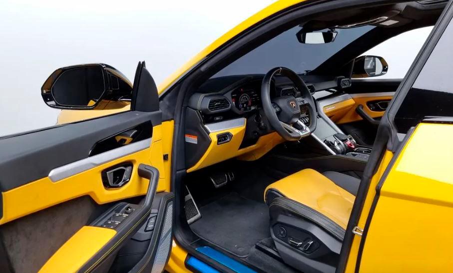 Lamborghini Urus, 2021