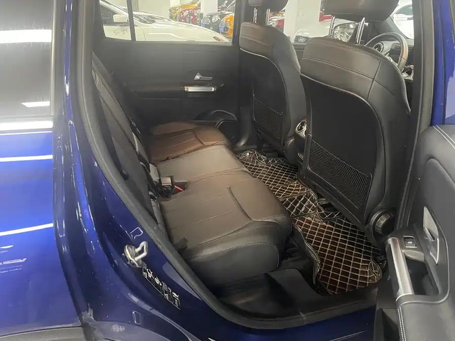 Mercedes-Benz GLB180, 2021