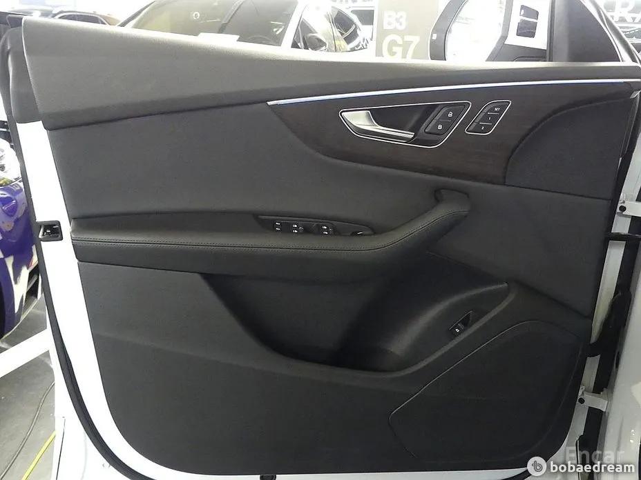 Audi Q8, 2021