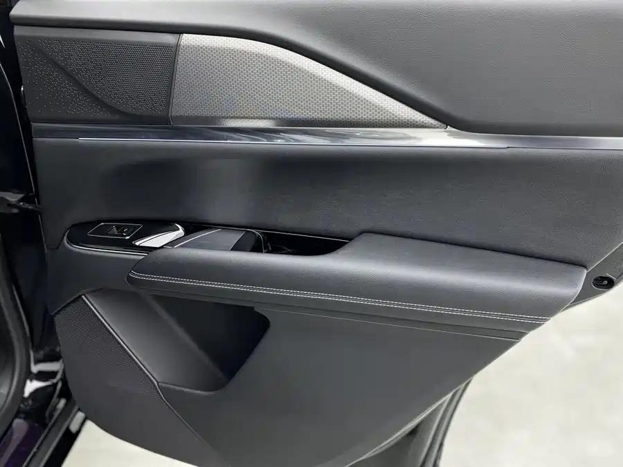 Cadillac XT5, 2024