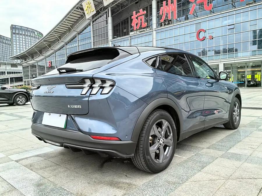 Ford Mustang Mach-E, 2022