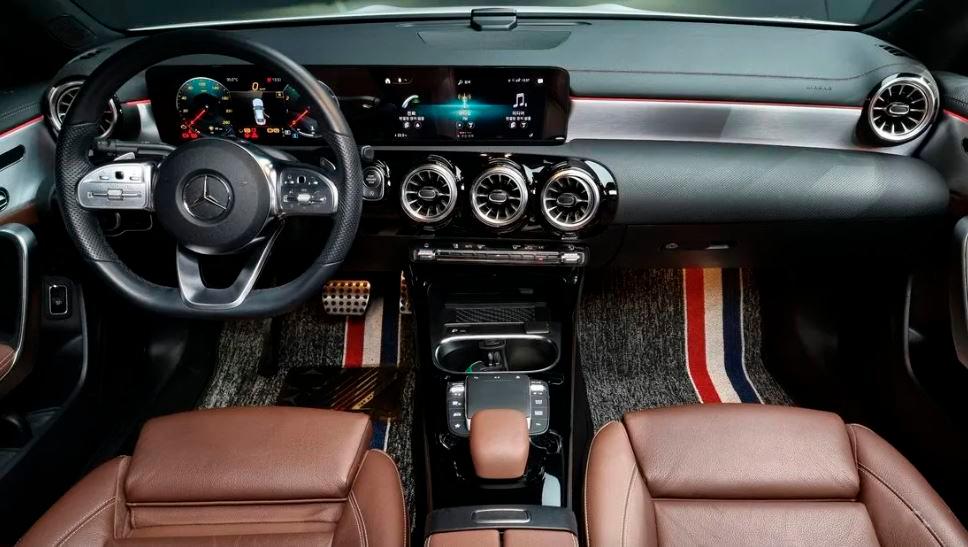 Mercedes-Benz CLA250, 2021