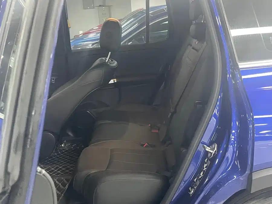 Mercedes-Benz GLB180, 2021