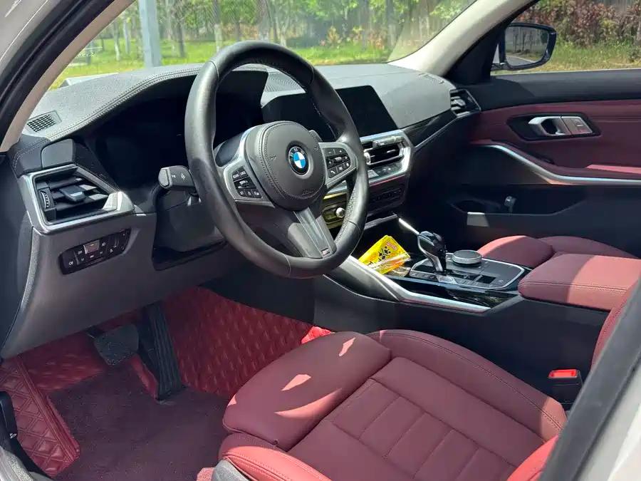 BMW 320Li, 2022