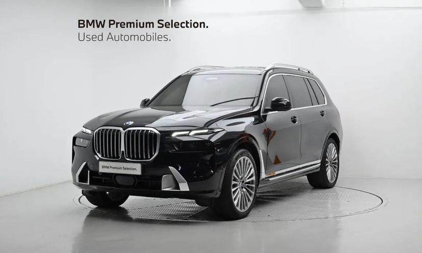Купить BMW X7 2023 года с пробегом новый