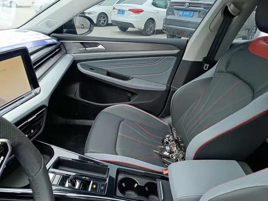 Volkswagen Lamando L, 2022