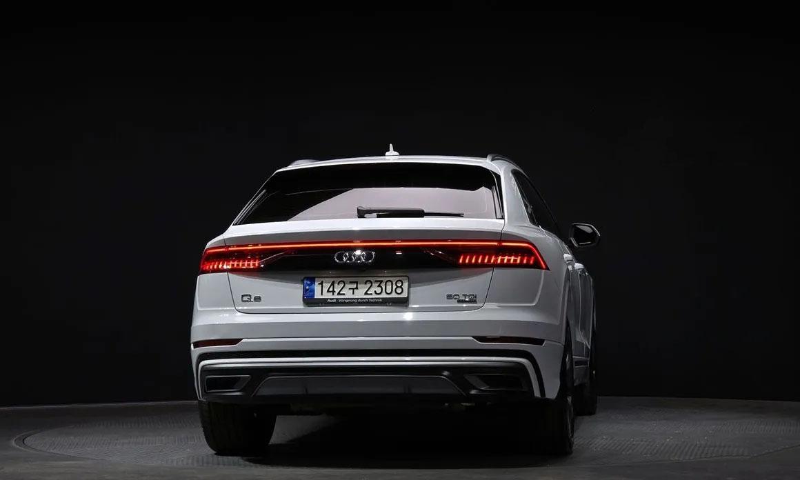 Audi Q8, 2021