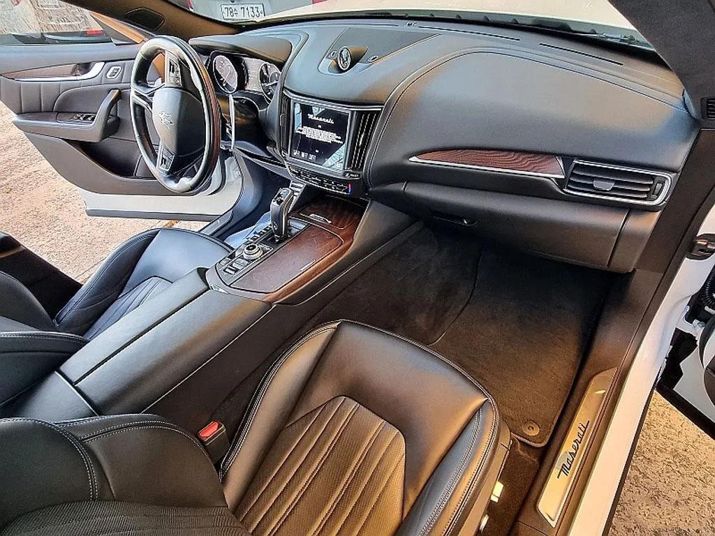 Maserati Levante, 2022