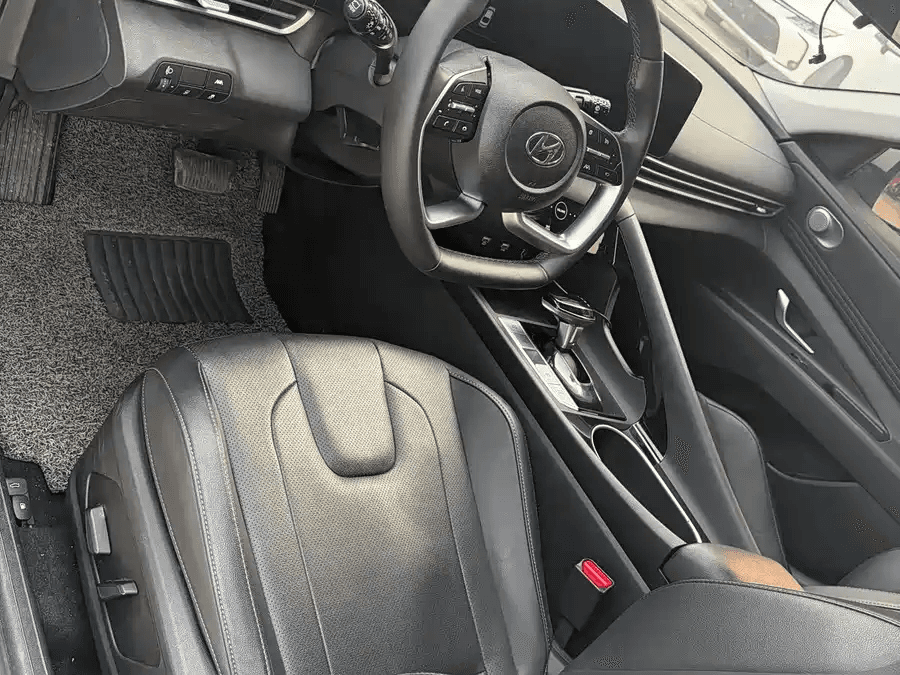 Hyundai Elantra, 2021