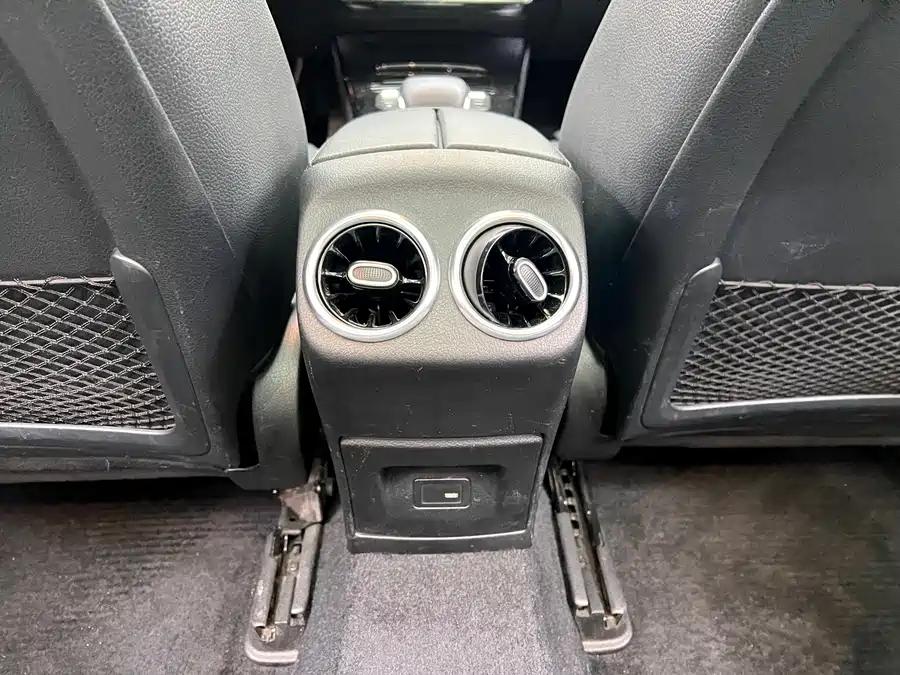 Mercedes-Benz A180L, 2021