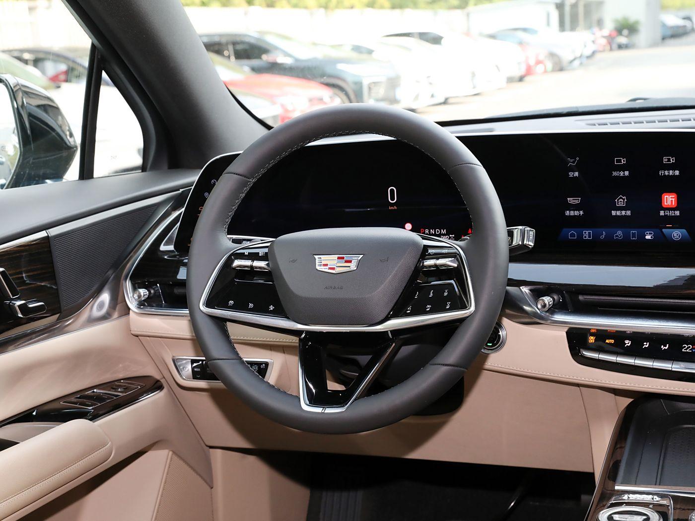 Cadillac XT5, 2025
