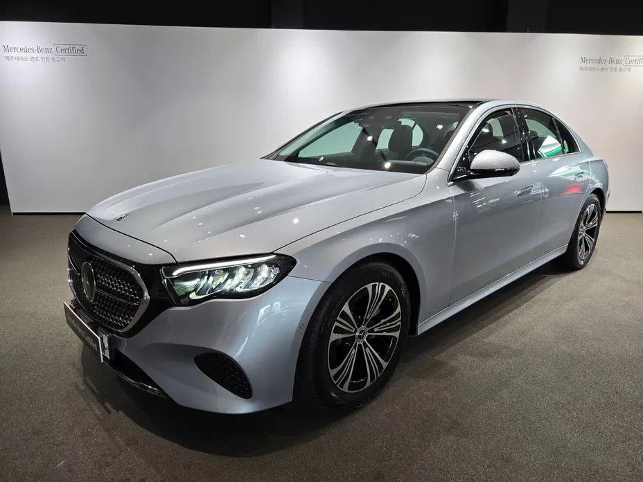 Mercedes-Benz E200, 2024