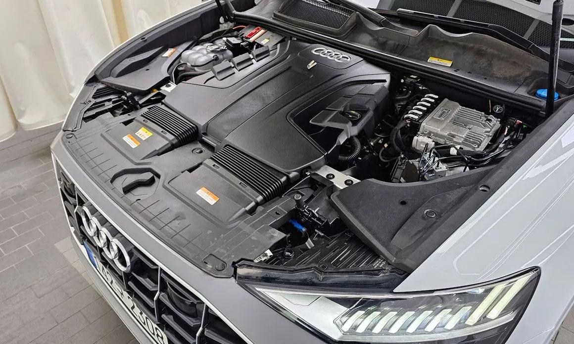 Audi Q8, 2021