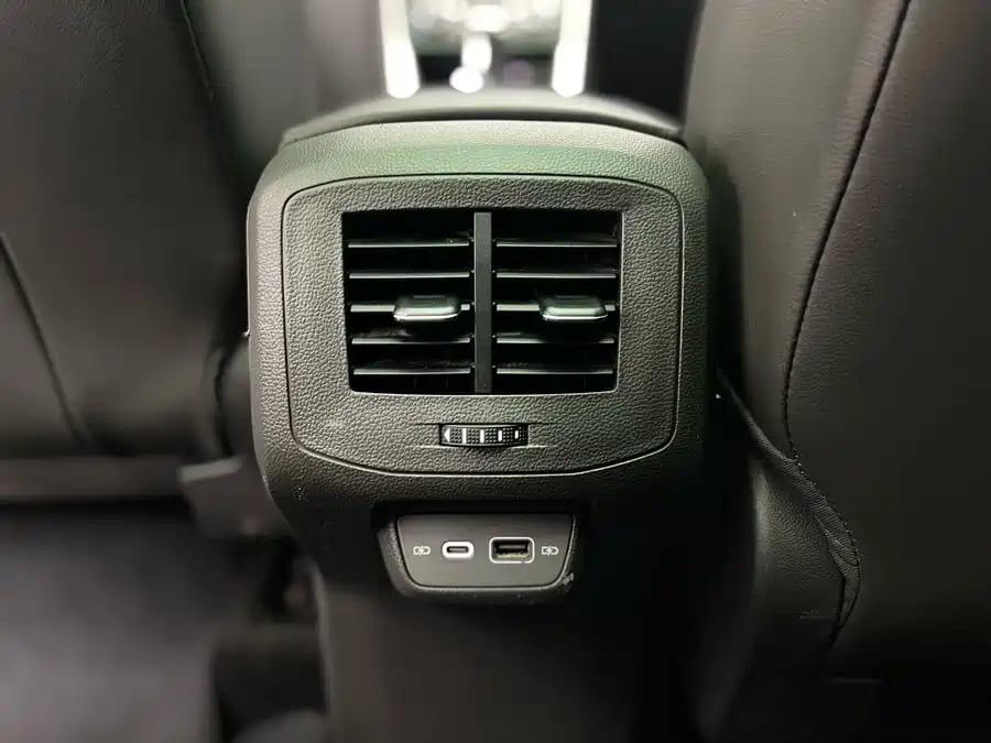 Volkswagen T-Cross, 2021