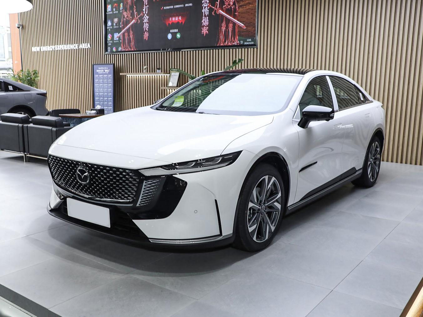 Mazda EZ-6, 2025