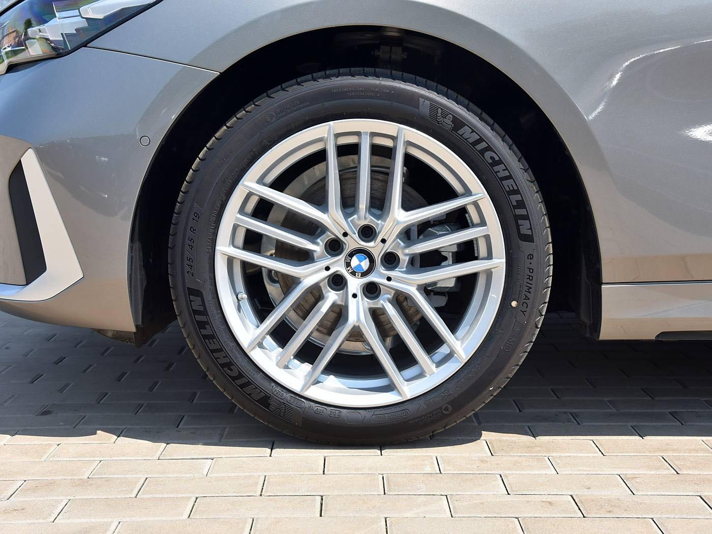 BMW 525Li, 2024
