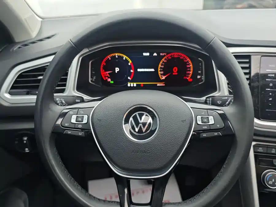 Volkswagen T-Roc, 2022