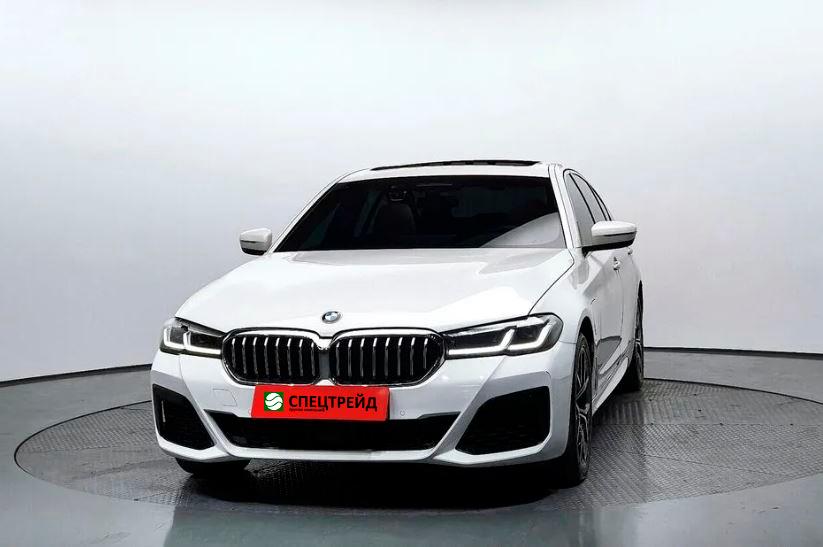 BMW 530e M Sport, 2020