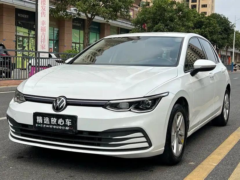 Купить Volkswagen Golf 2023 года с пробегом новый