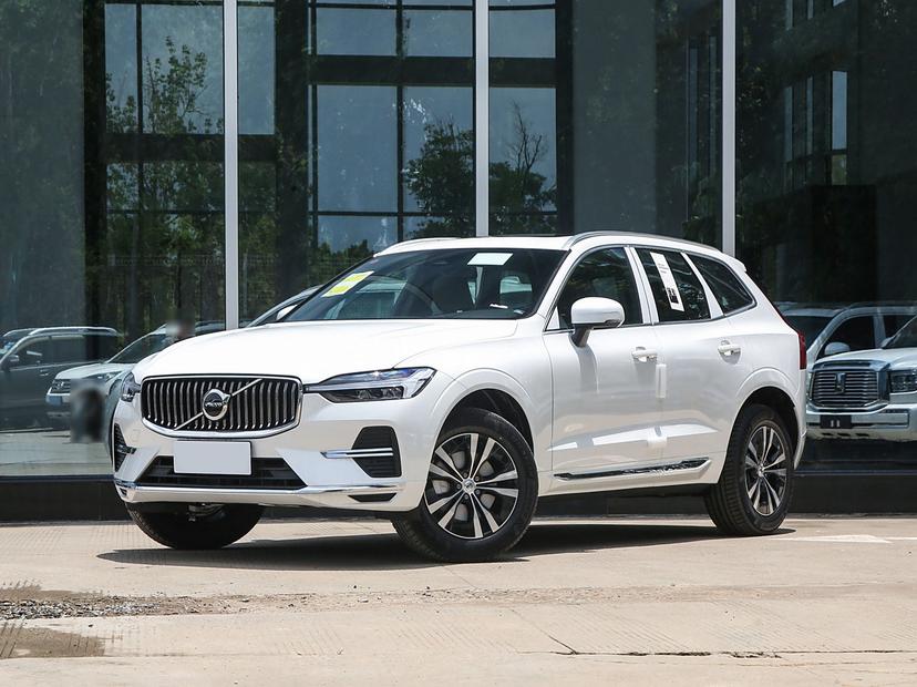 Купить Volvo XC60 2024 года с пробегом бу