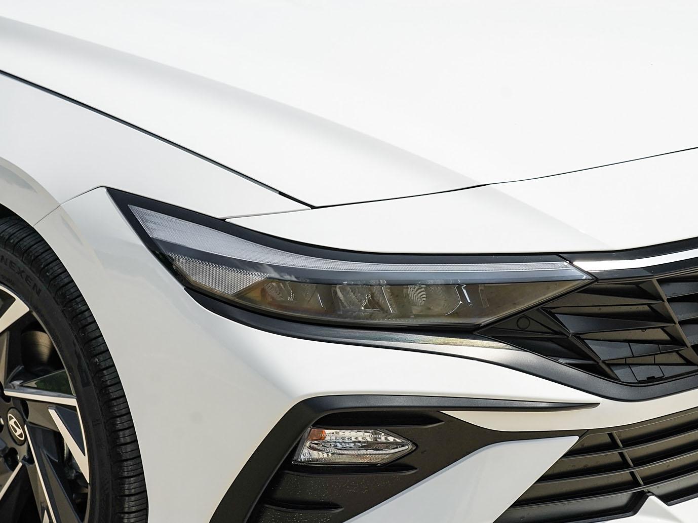Hyundai Elantra, 2025