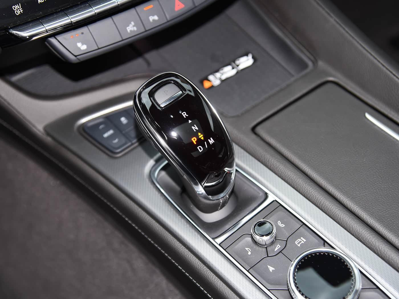 Cadillac CT5, 2025